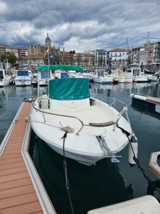 Barco Sessa Marine Key Largo 22