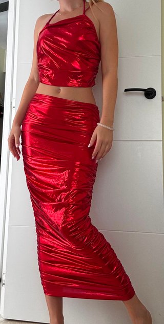 Conjunto SHEIN SXY rojo metalizado talla L NUEVO