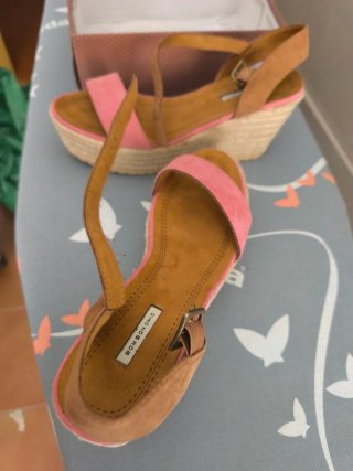 Sandalias Bom Bon Chic rosas