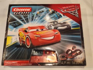 Carrera Go Cars Disney Lightning McQueen vs Jackso