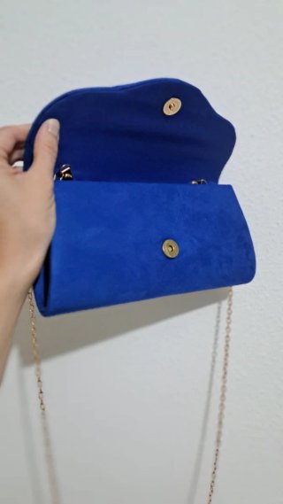 Bolso de mano azul para eventos especiales