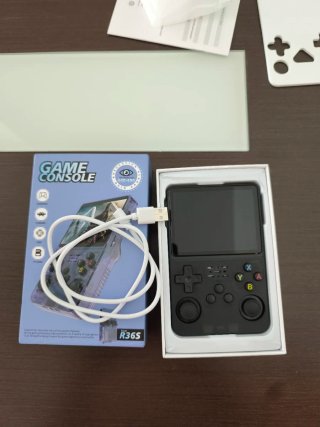 Consola de videojuegos R36S