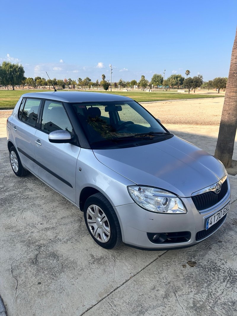 Skoda Fabia 2009 1.2 htp 65 cv año 2009 - foto 1