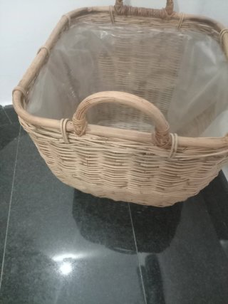Cesta Mimbre Grande con Forro Plástico