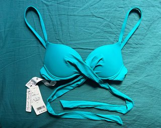 Top bikini cruzado turquesa talla 85 Calzedonia