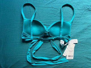 Top bikini cruzado turquesa talla 85 Calzedonia
