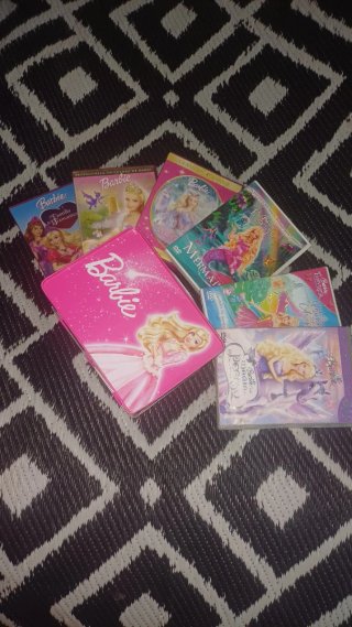 COLECCION BARBIE BAUL LATA DVD DESCATALOGADOS