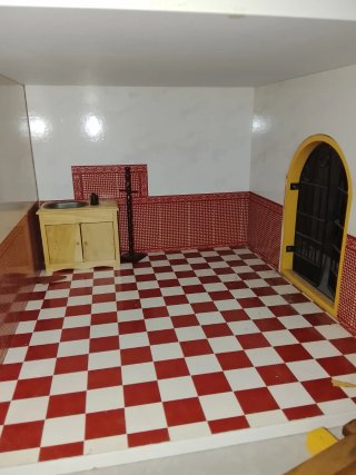 MINI casa de madera hecha a mano .
