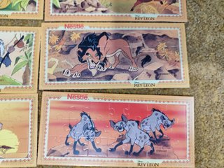 Colección de 6 puzzles del Rey León. (Set completo