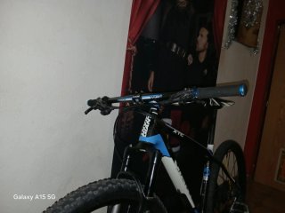 Bicicleta de Montaña Giant XTC Carbono con factura