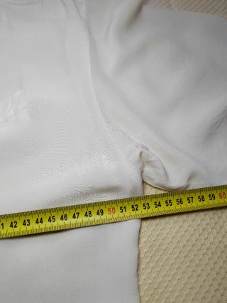 Blusa Xenn Seda Natural Beige Talla M