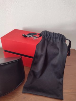 Estuche gafas Ray-Ban edición Ferrari