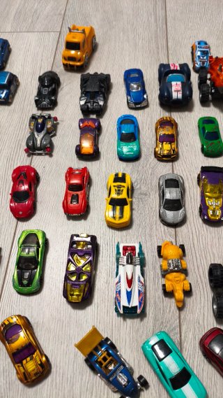 Lote Coches Juguete hotwheels, mostertrack, varios