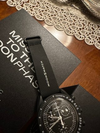 Swatch x Omega - Mission to Moonphase New Moon