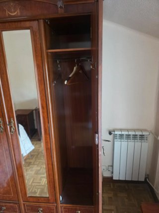 Armario 3 puertas madera con espejo