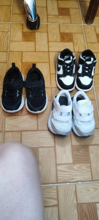 Zapatillas Nike Niños Negro/Blanco talla #21