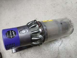 Aspirapolvere Dyson V10