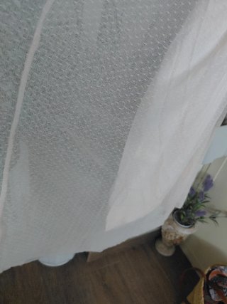 Vestido blanco de tirantes con tul