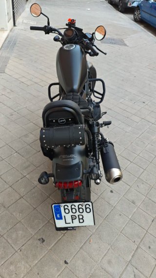 Honda Rebel 500 Negra