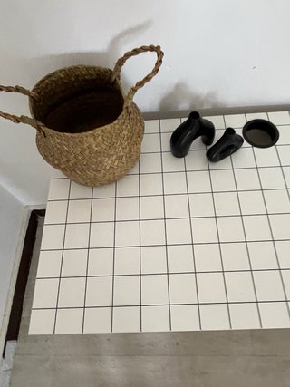 Escritorio blanco y madera