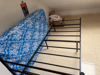 Estructura de cama individual metálica