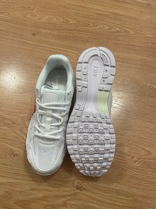 Nike P6000 blancas