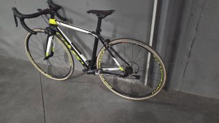 Coluer Invicta SL "Full Ultegra 11v"