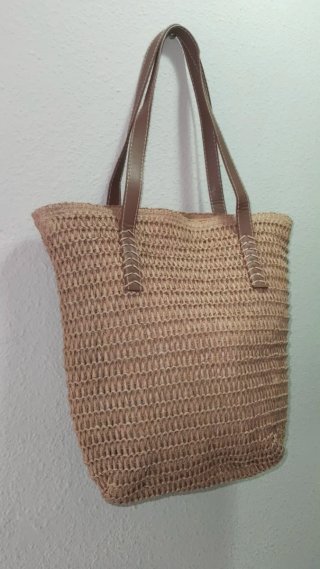 Bolso de paja marrón
