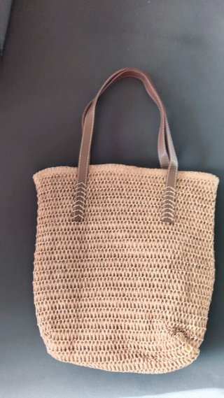 Bolso de paja marrón