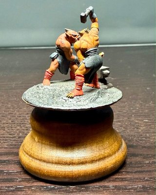 Diorama 25mm 2 Orcos Herreros Metal Vintage