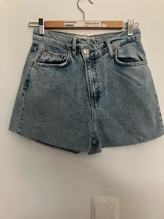 Shorts vaqueros Stradivarius