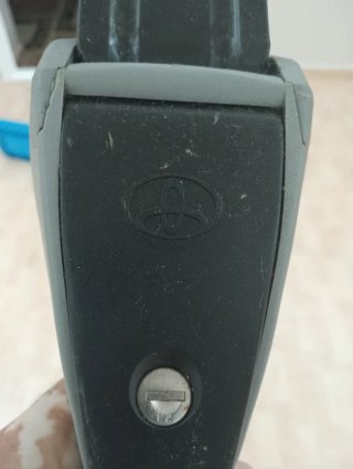 Baca para coche marca Toyota en buen estado