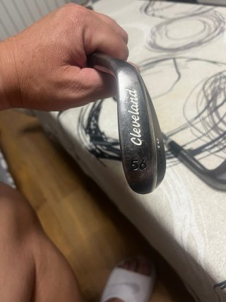 2 Wedges Cleveland CG10 (56 y 52 grados)