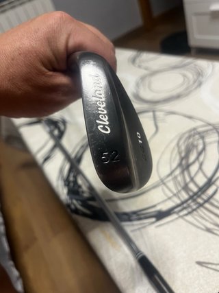 2 Wedges Cleveland CG10 (56 y 52 grados)