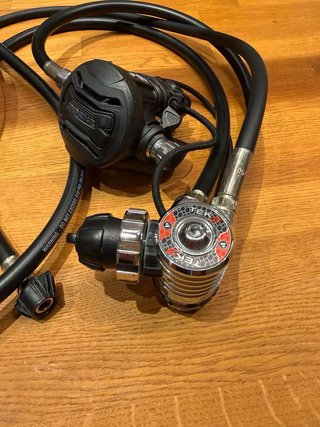 Apeks TEK3 Set Regulador Buceo