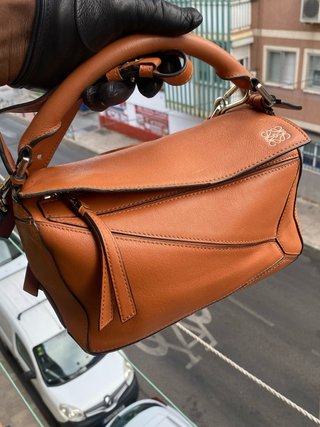 Lote 3 Bolsos Loewe Marrón, Gris, Amarillo