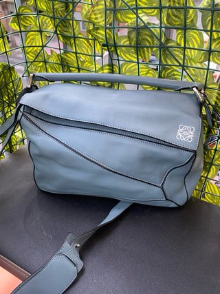 Lote 3 Bolsos Loewe Marrón, Gris, Amarillo