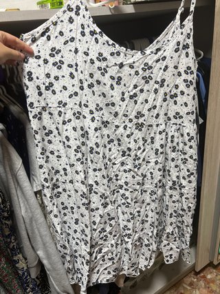 Vestido player o fresco estampado floral