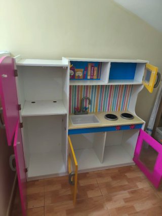 Cocinita de madera infantil