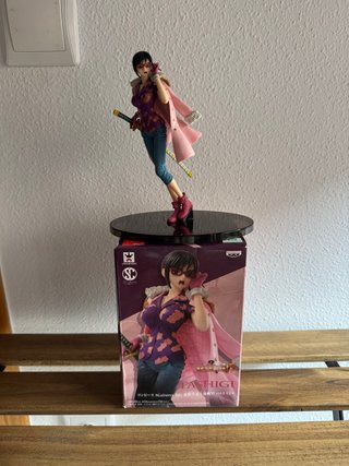 Figura One Piece Tashigi Banpresto