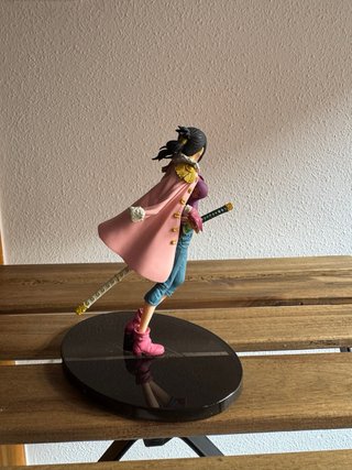 Figura One Piece Tashigi Banpresto