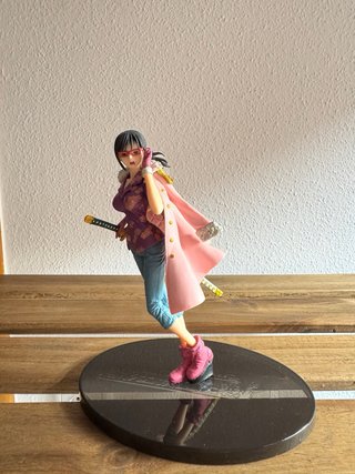 Figura One Piece Tashigi Banpresto