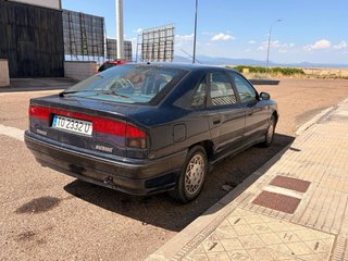 Renault Safrane 1994