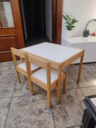 Mesa y 2 Sillas Ikea Niños Madera Blanca
