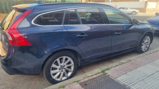 Volvo V60 2015 Tiene avería consume refrigerante