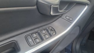 Volvo V60 2015 Tiene avería consume refrigerante