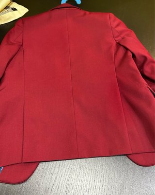 Traje de niño granate
