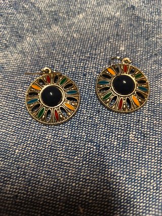 Pendientes coloridos