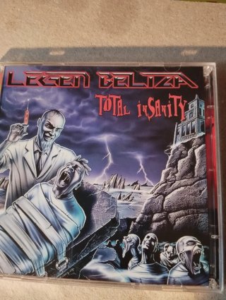 CD + DVD Legen Beltza - Total Insanity