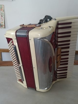 Acordeón Settimio Soprani Contino Model 120 bajos